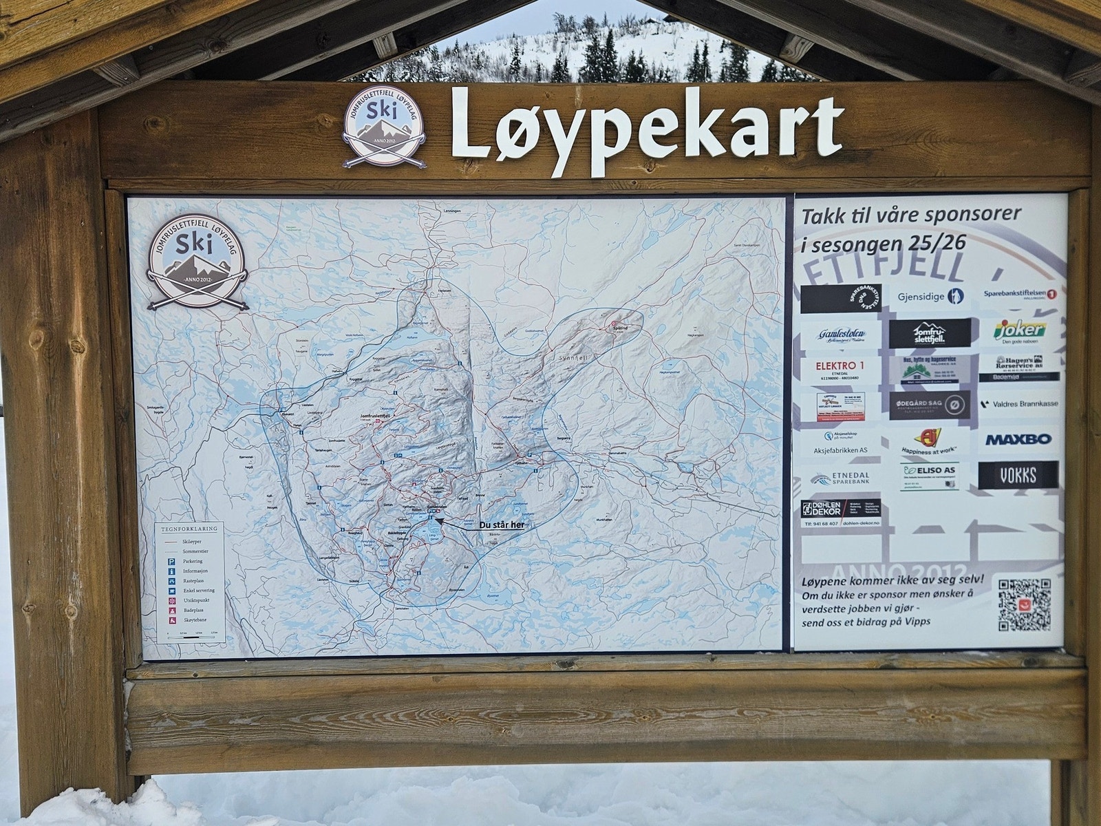 Om vinteren går preparerte skiløyper rett utenfor , og området byr på varierte vinteraktiviteter. Selgers foto! Galleribilde