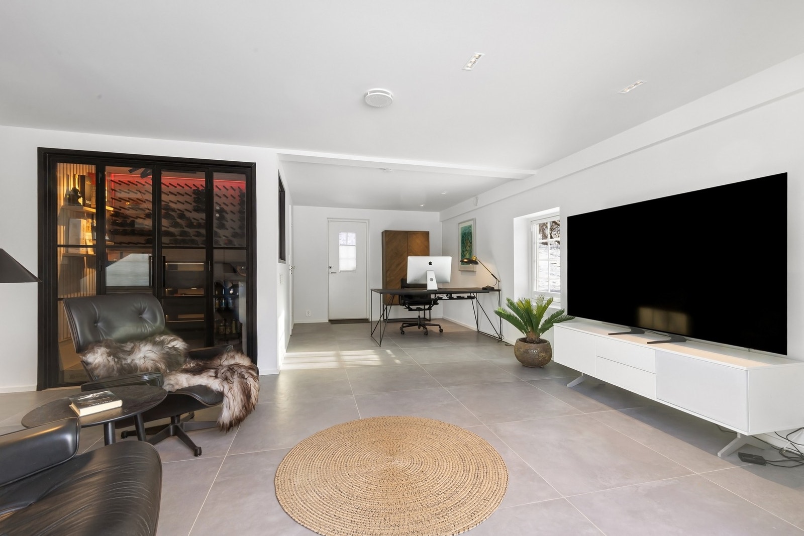 Stue/kontor med flere bruksmuligheter. Dette rommet kan også adskilles ved behov for flere soverom Galleribilde