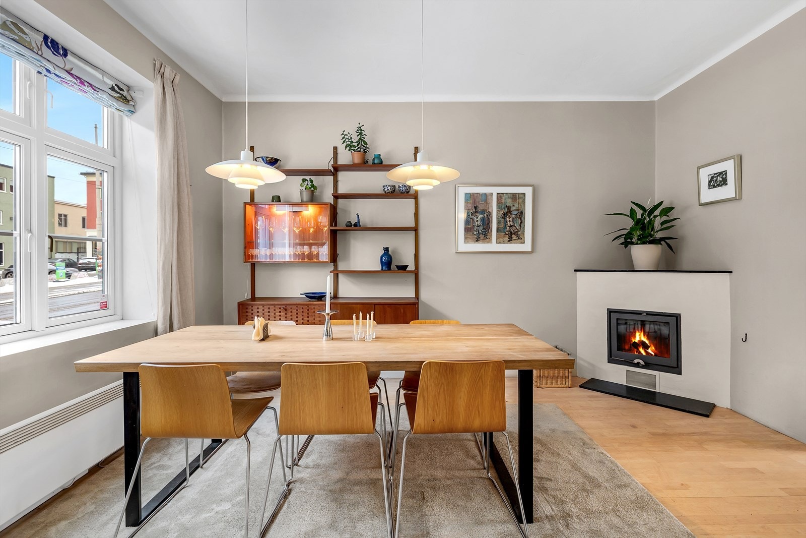 Velkommen til Vogts gate 61B - En sjarmerende og hyggelig leilighet over to plan i den populære Tysklandsgården! Galleribilde