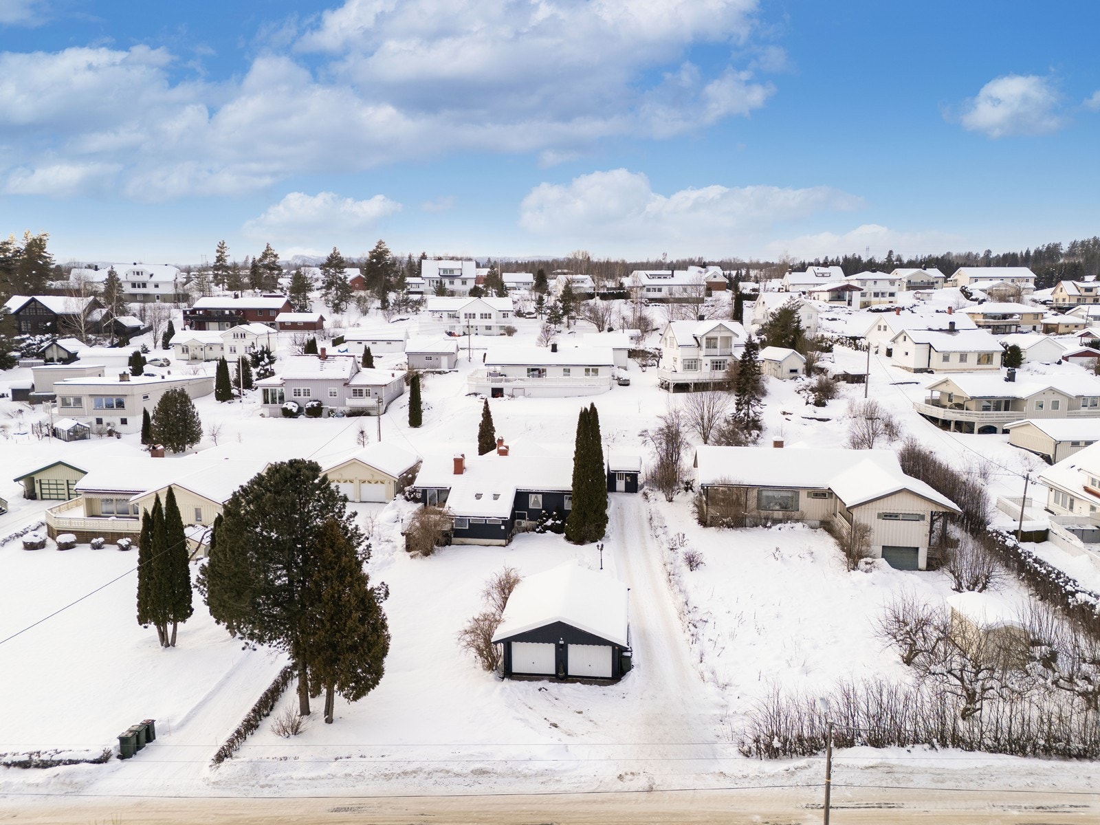 Velkommen til Jarenveien 28! Foto: Viken Fototjenester v/ Eirik Andersen Galleribilde