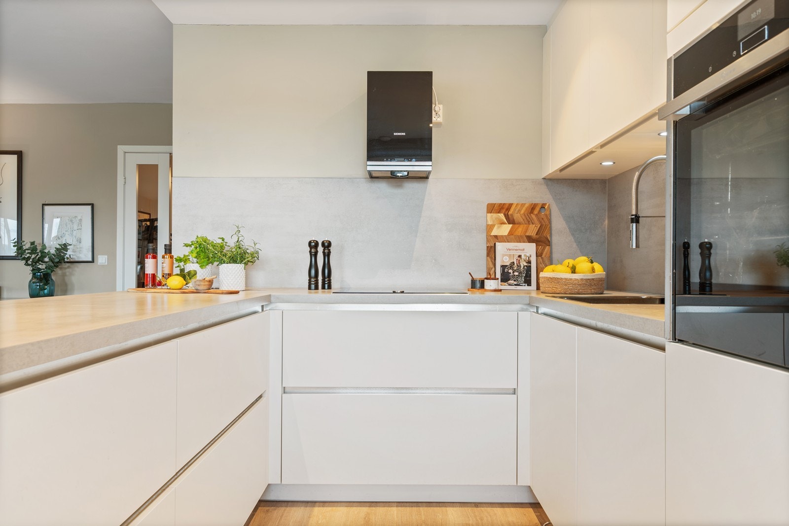 God oppbevarings- og arbeidsplass! Galleribilde