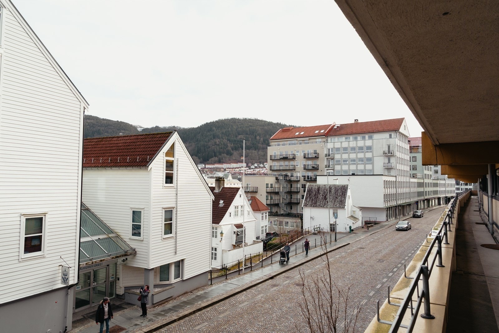 Her bor man sentralt, men likevel tilbaketrukket Galleribilde