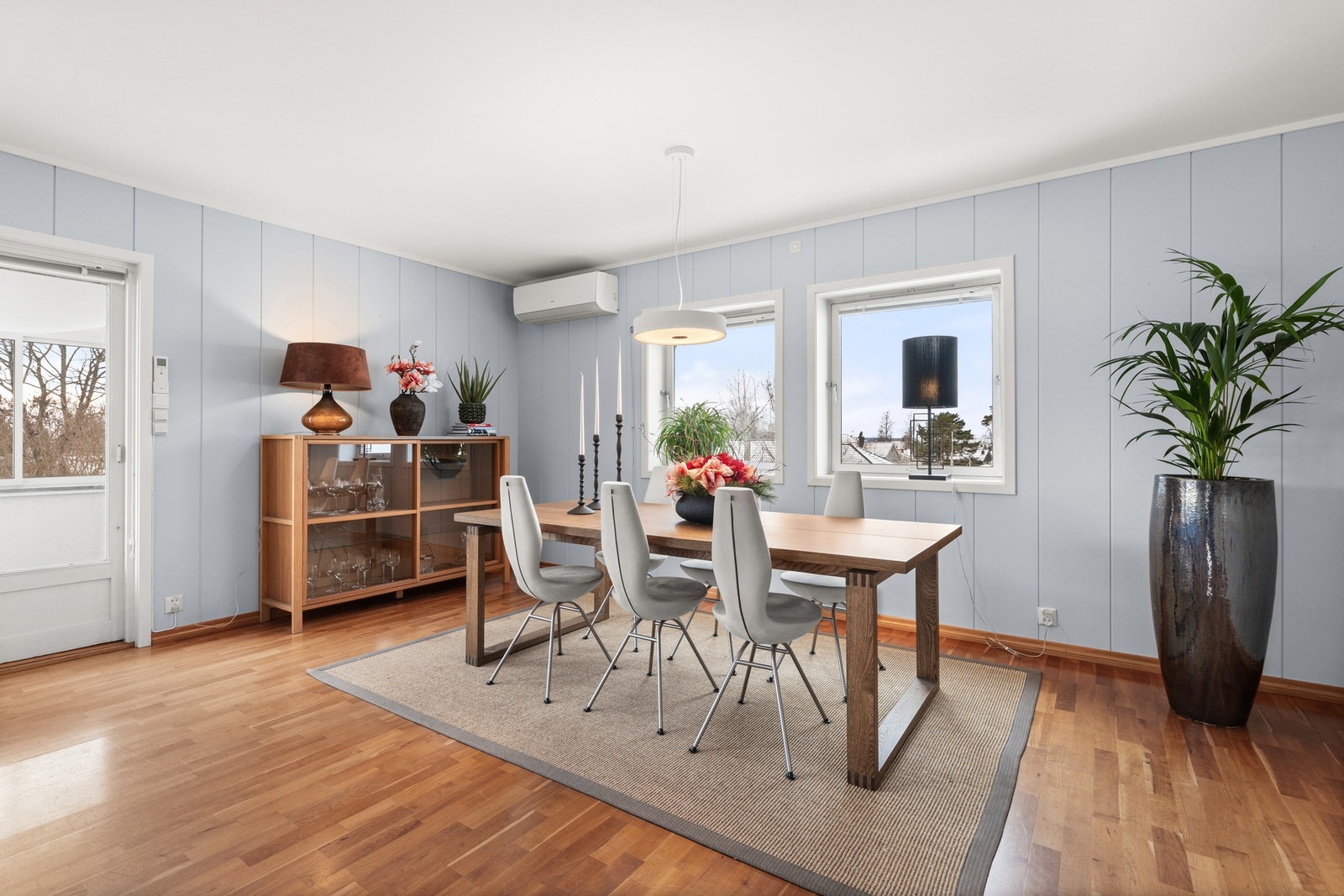 Det er montert varmepumpe i stuen som varmer godt Galleribilde