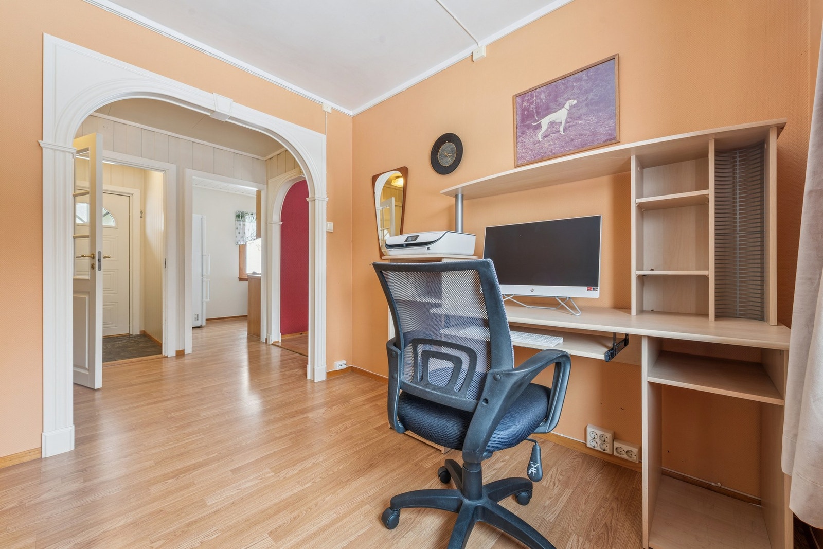 Svært godt egnet som hjemmekontor, hobbyrom eller ekstra soverom. Galleribilde