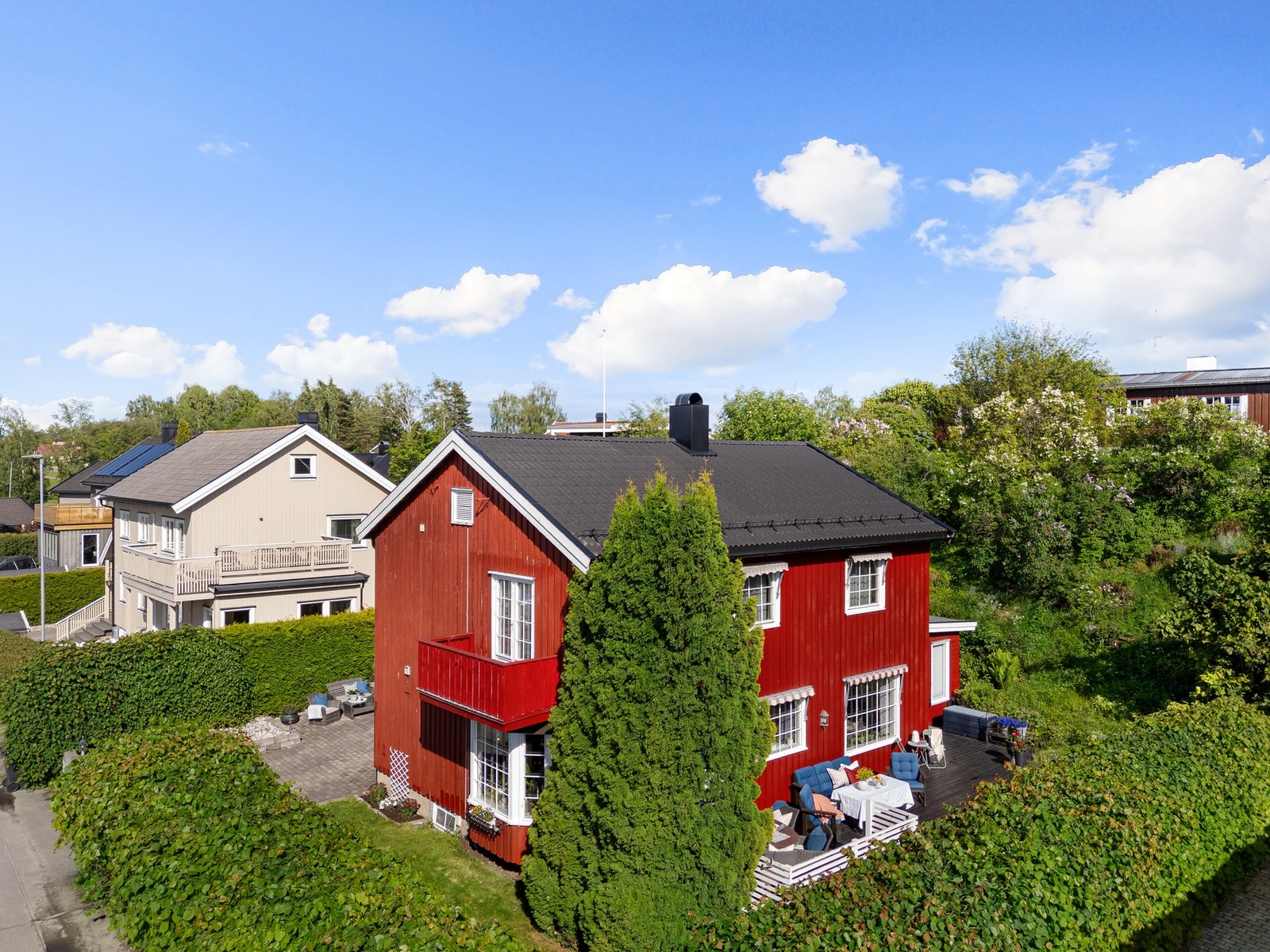 Velkommen til Skjønsbergvegen 11, presentert av Inger Helene Simensen! Foto: Pil Branding (Kim Rognmo) Galleribilde