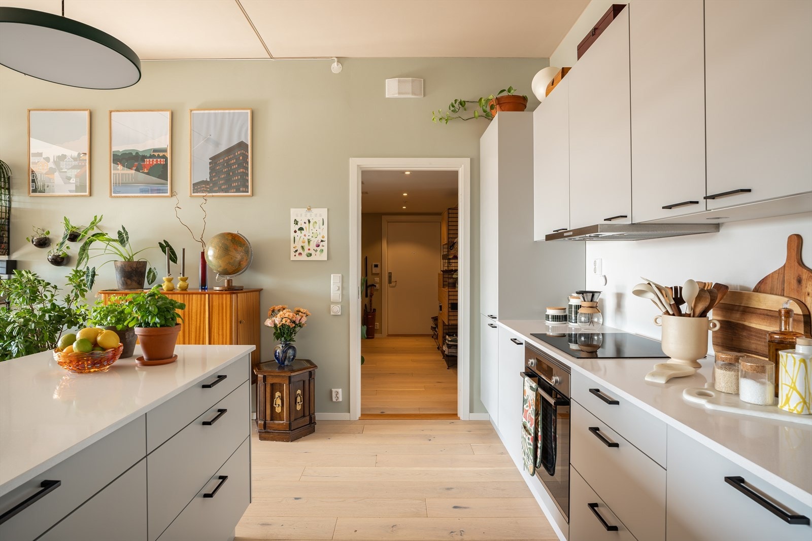 Det er balansert ventilasjon i leiligheten, noe som gir ekstra godt inneklima. Galleribilde