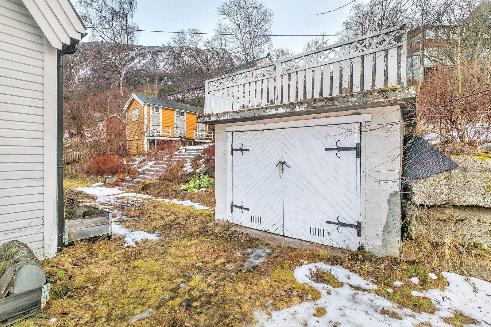 Garasje/uthus Galleribilde