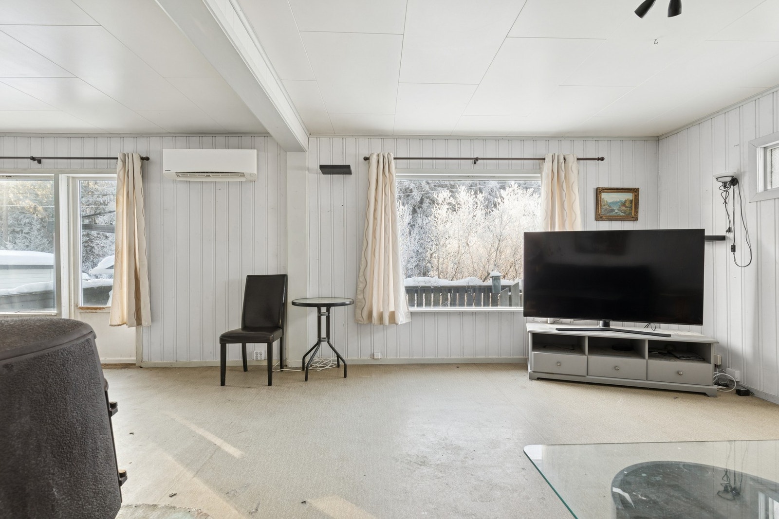 Stuen har godt med lysinnslipp. Galleribilde