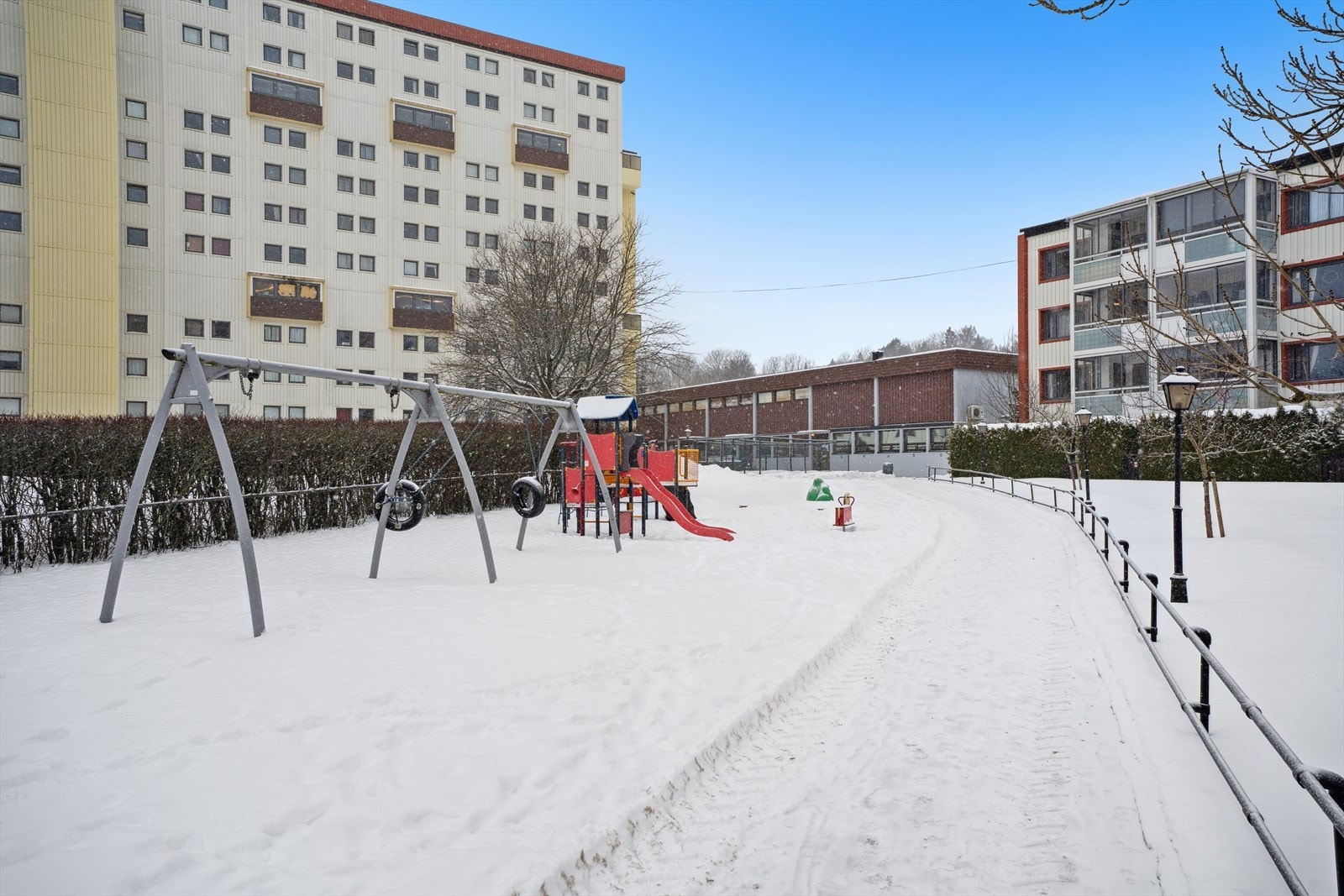 Lekeområde like utenfor døra Galleribilde