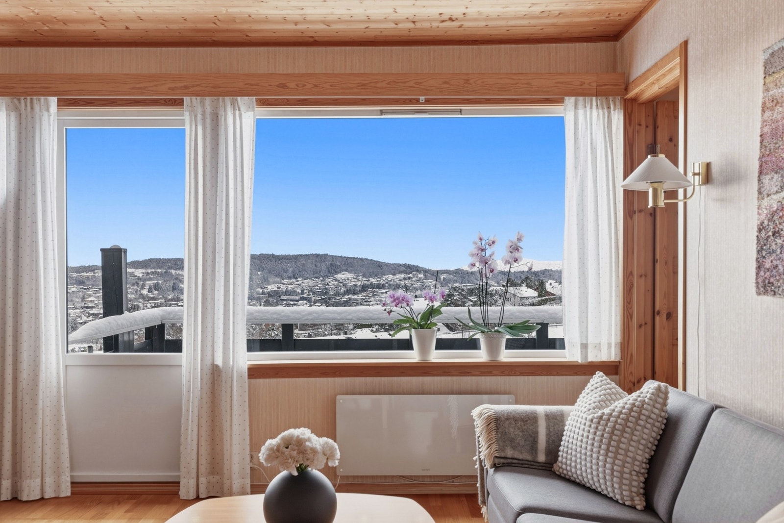 Våkleivåsen 24 ved ZMegleren Galleribilde