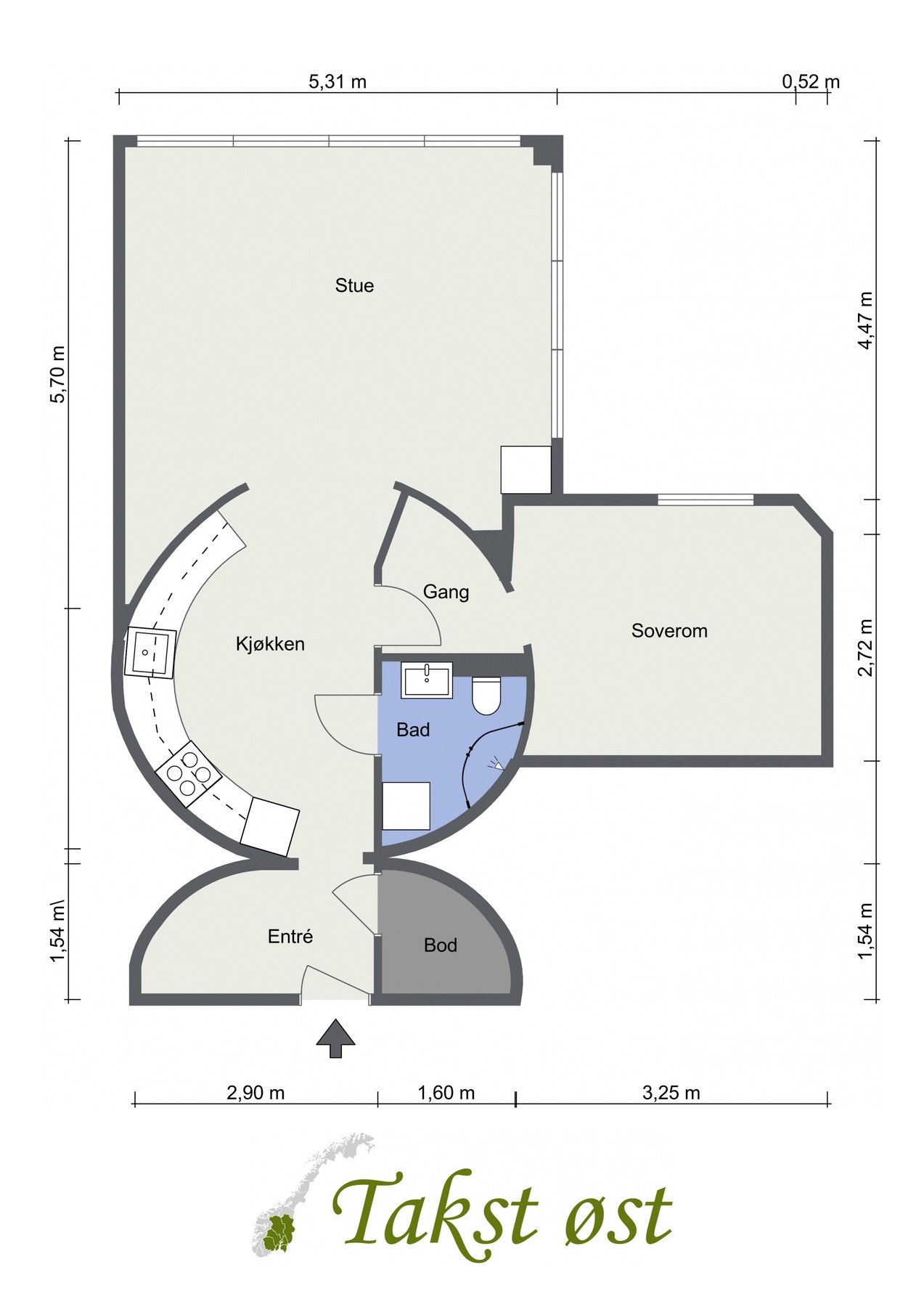 Leiligheten ligger høyt til i byggets 4. etg. Planløsningen er romslig og gir hvert rom sin egen sone. I tillegg disponerer leiligheten en kjellerbod på 3,8 kvm. Galleribilde