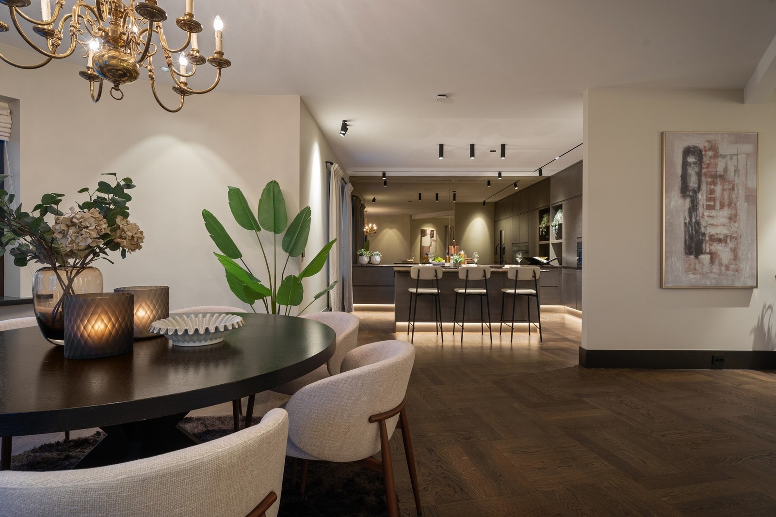 Sydøstvendt orientering gir sol til dagens første kaffekopp. Galleribilde