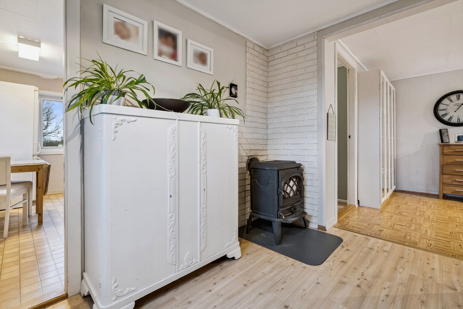 Vedovn i stuen for kos og hygge. Galleribilde