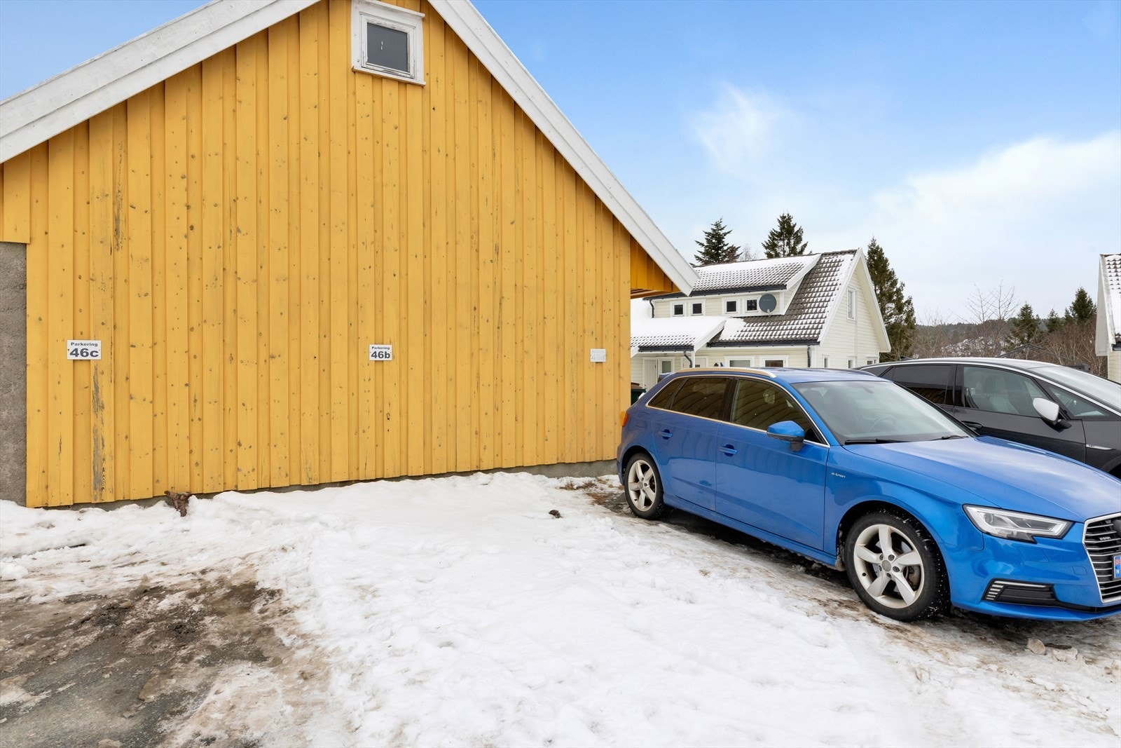 Merket parkeringsplass medfølger. Galleribilde