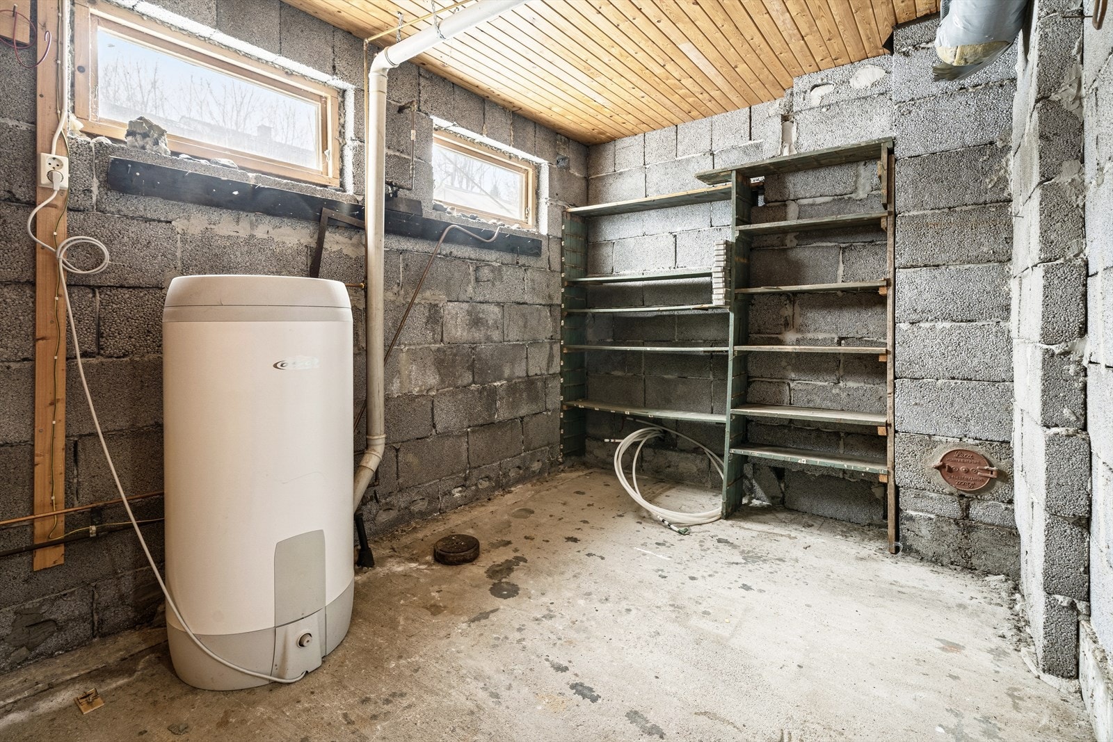 Boligen har rikelig med lagringsmuligheter. Galleribilde