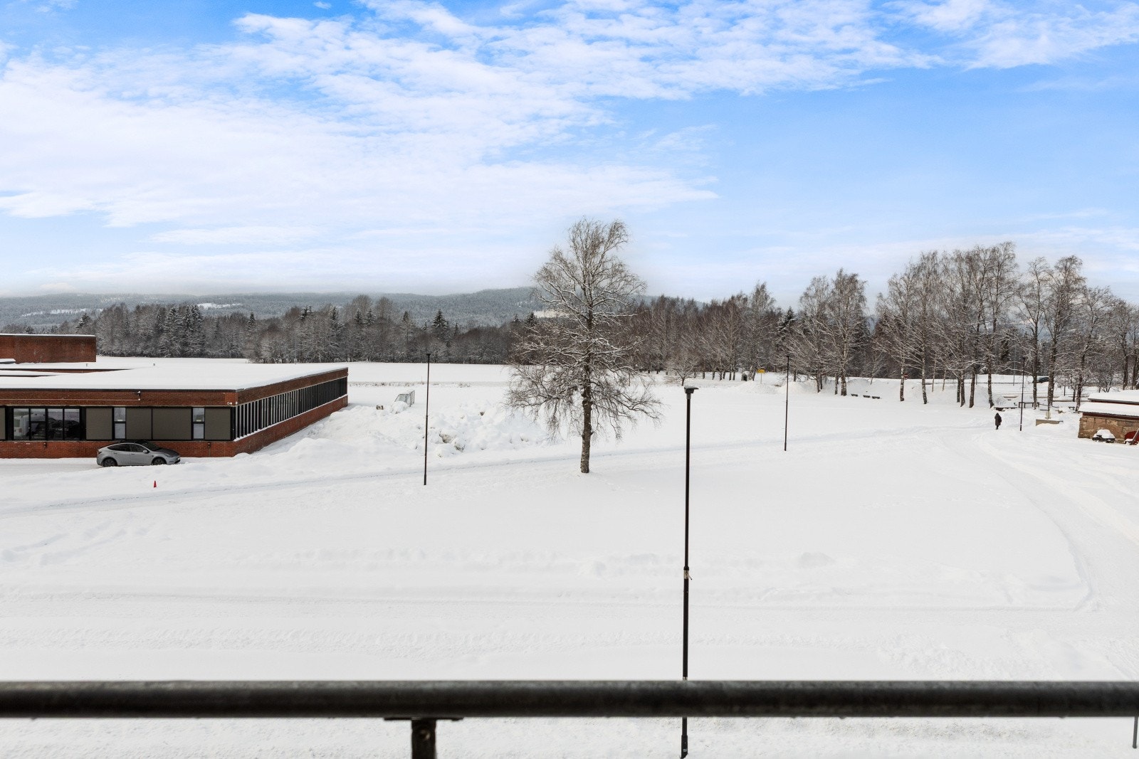 Utsikt mot grøntområder. Galleribilde