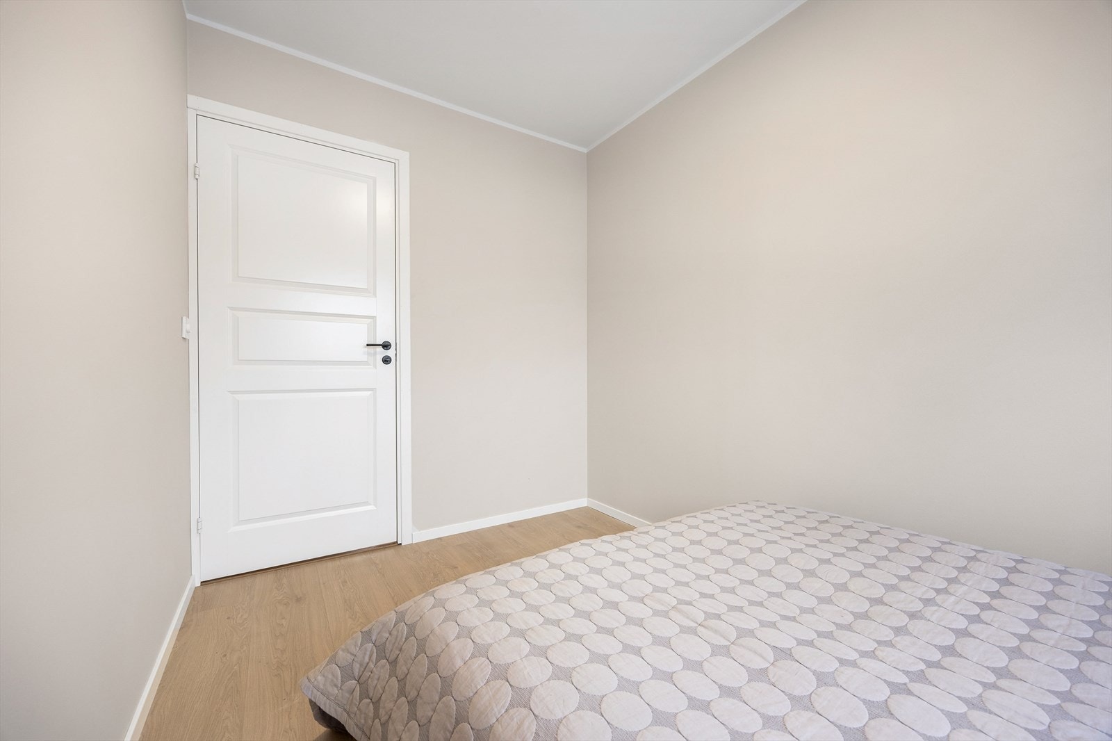 Rommet har samme gjennomgående standard som resten av leiligheten. Galleribilde