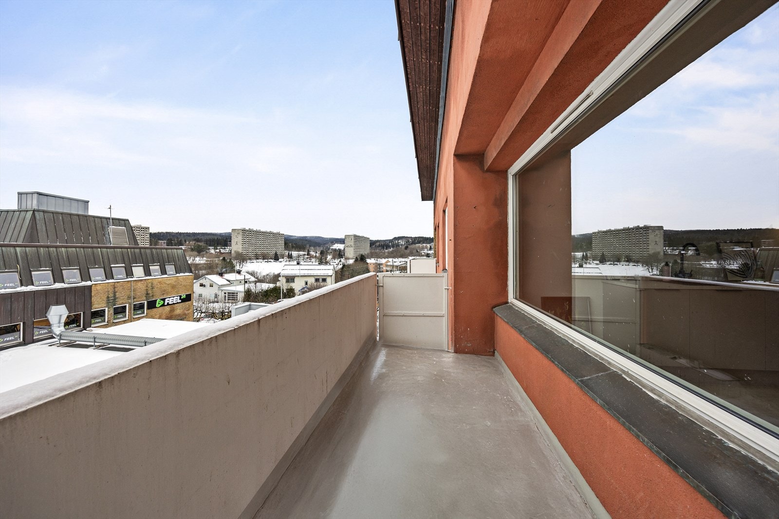 Den vestvendte orienteringen sikrer gode solforhold på ettermiddag og kveld. Galleribilde