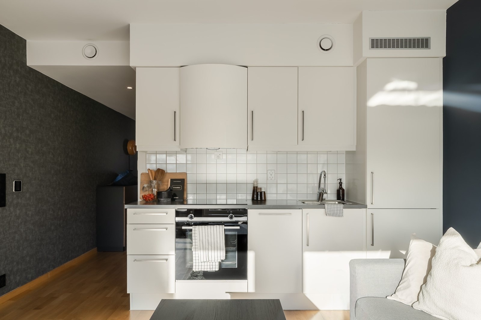 Kjøkkenet har fått TG-1 av takstmann og fremstår i god stand. Galleribilde