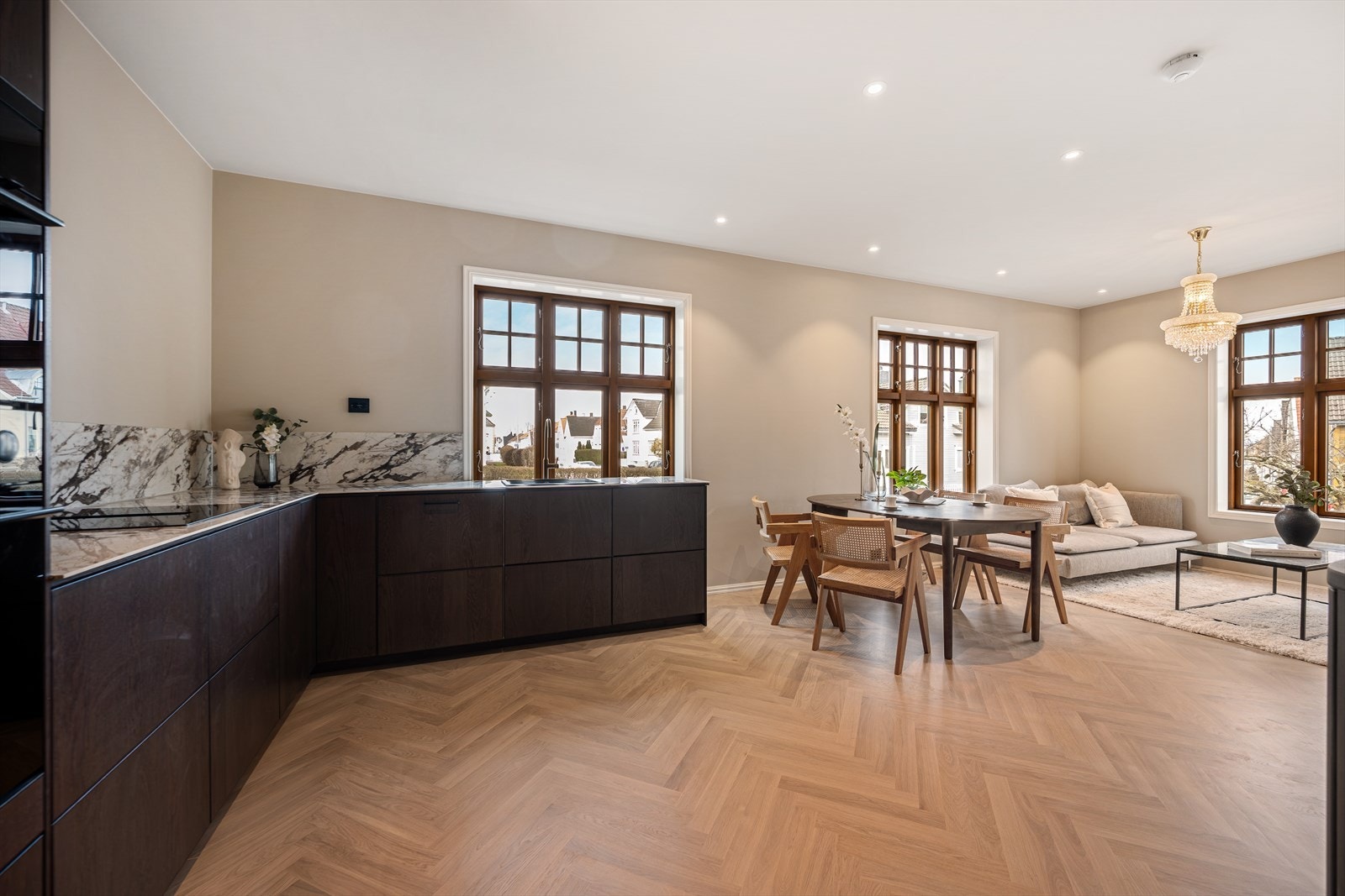 Nedstrandsgata 33 - Presentert av Magnus Oftedal - DNB Eiendom. Foto: John Mossige Galleribilde