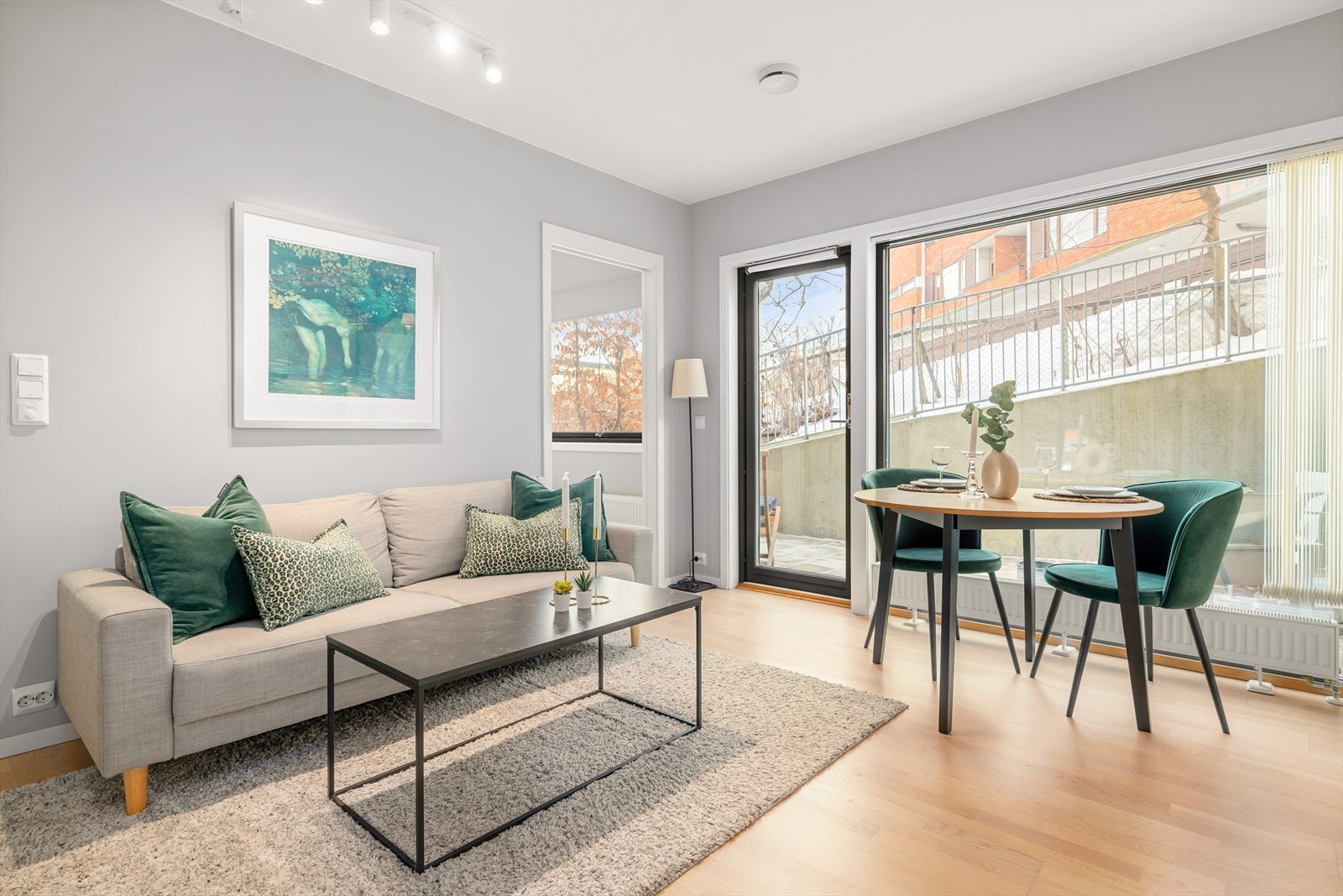 Velkommen til Svingen 13B! Dette er en lekker 2-roms leilighet med god standard fra 2018. Galleribilde