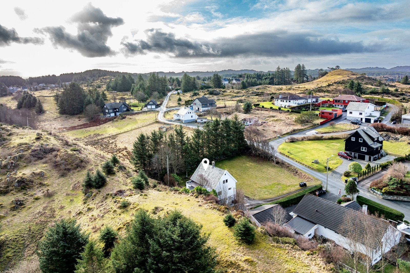 Kort vei til Oasen Storsenter, Haugesund Lufthavn og turområder på Visnes. Galleribilde