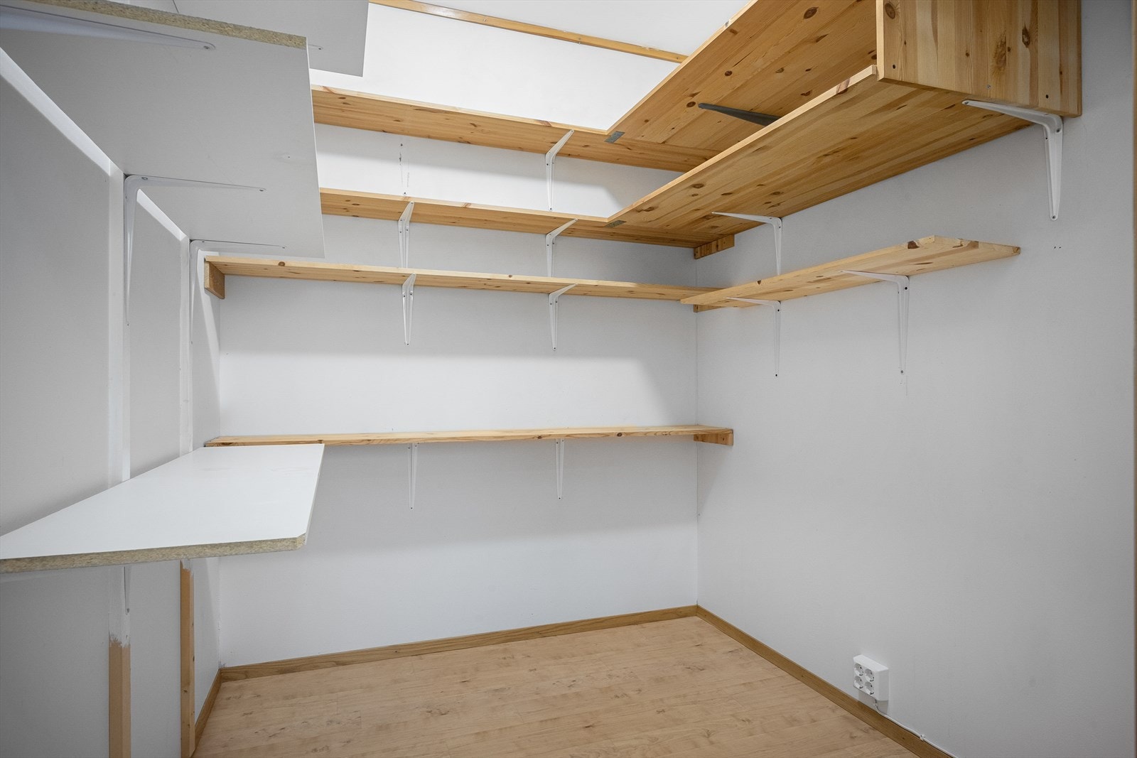 Innvendig bod Galleribilde