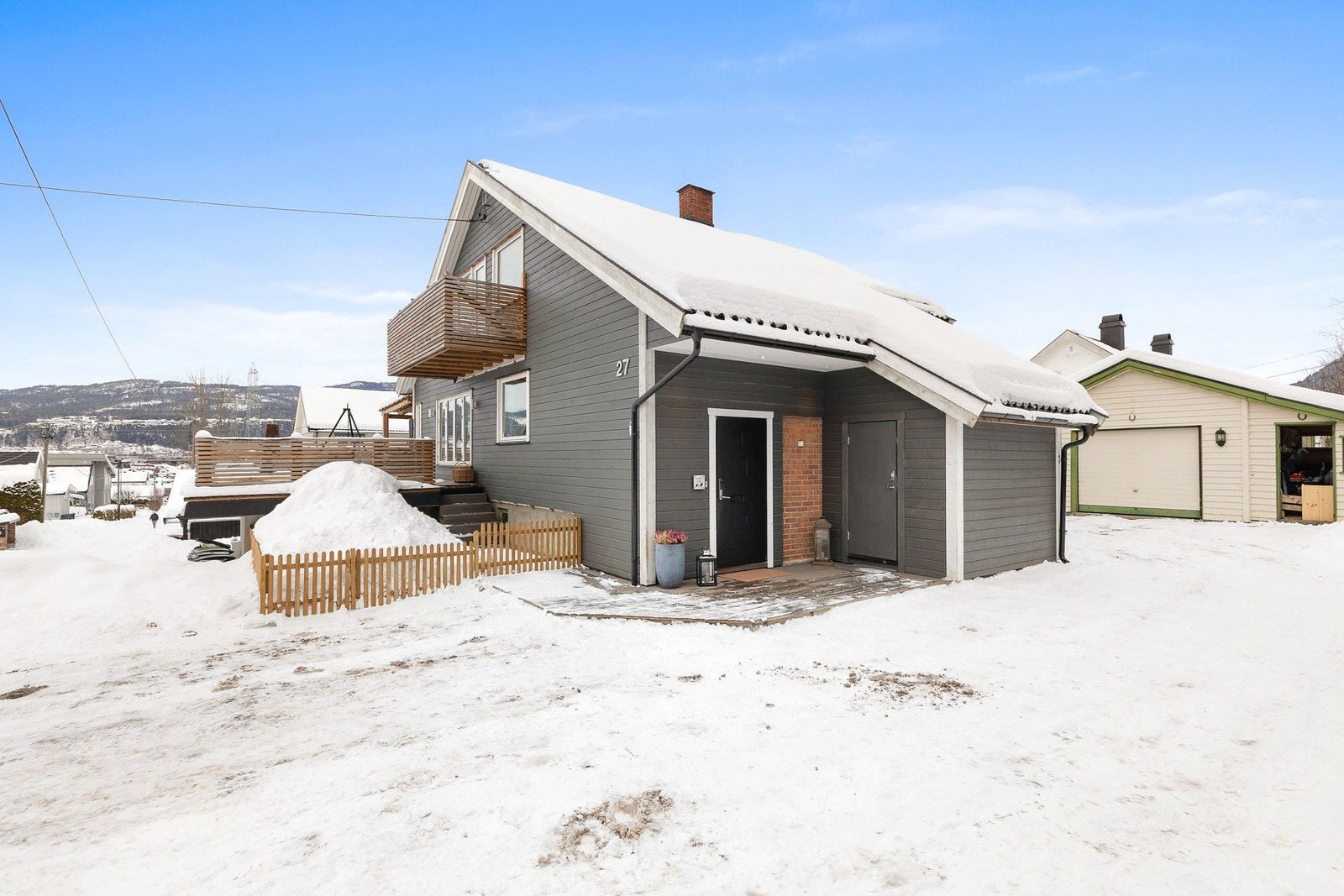 Hyggelig inngangsparti til hoveddelen Galleribilde