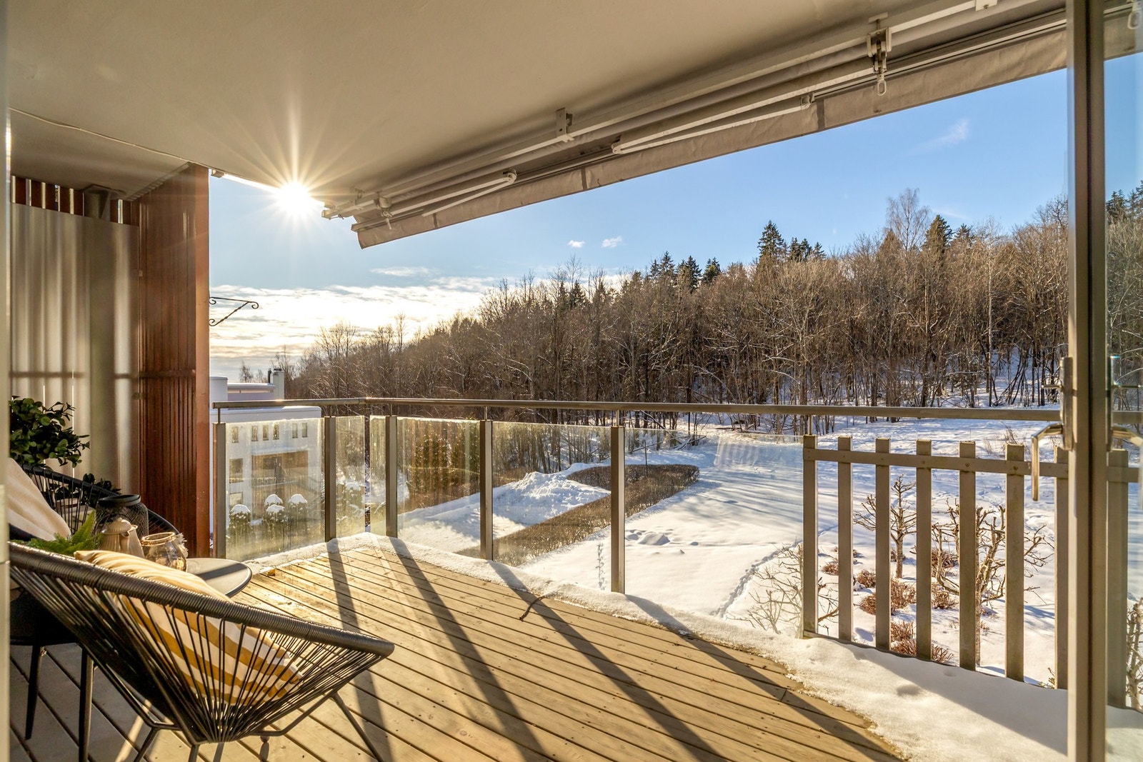 Her kan du nyte gode solforhold fra formiddag og utover ettermiddagen. Galleribilde