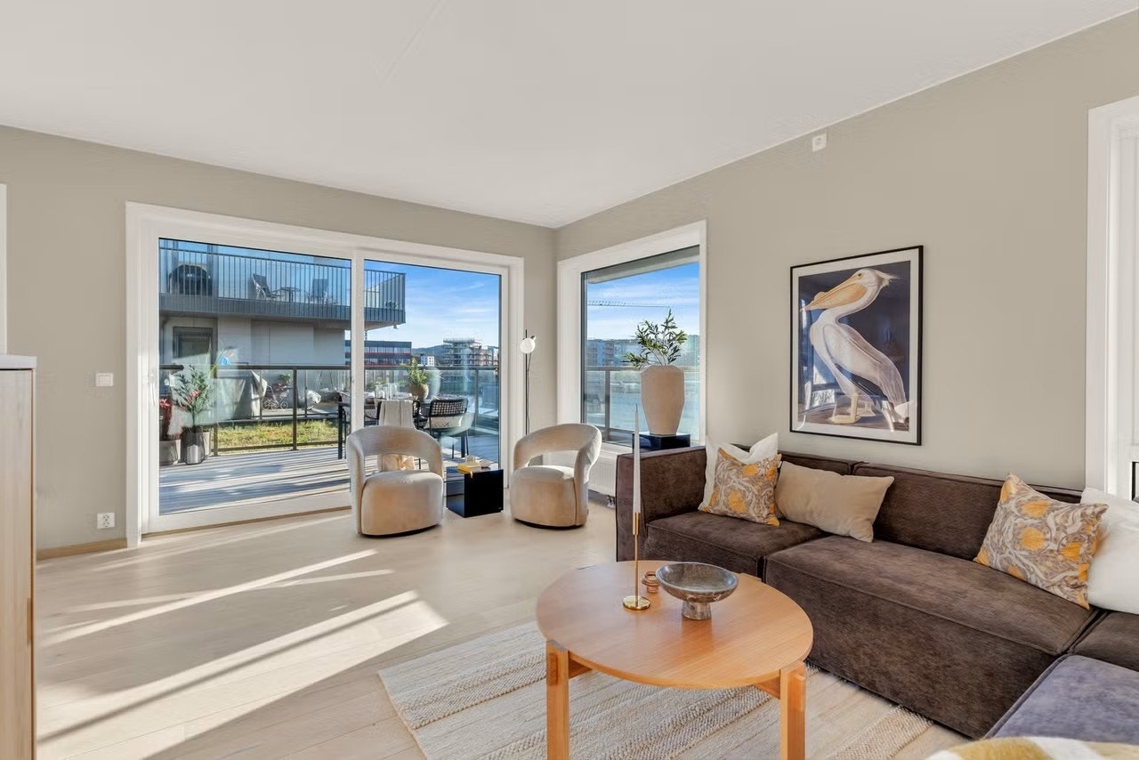 illustasjonsbilde av lignende bolig. Galleribilde