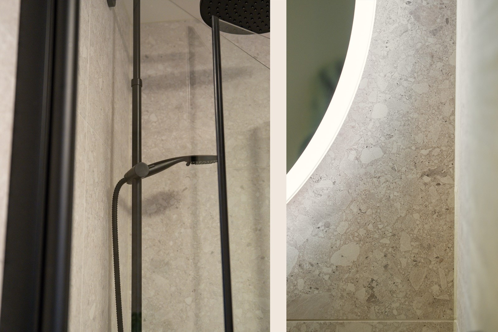 Dusjsonen er delikat utført med mosaikkfliser som skaper et eksklusivt preg og tilfører rommet det lille ekstra. Her får du et delikat og praktisk baderom klart til bruk. Galleribilde