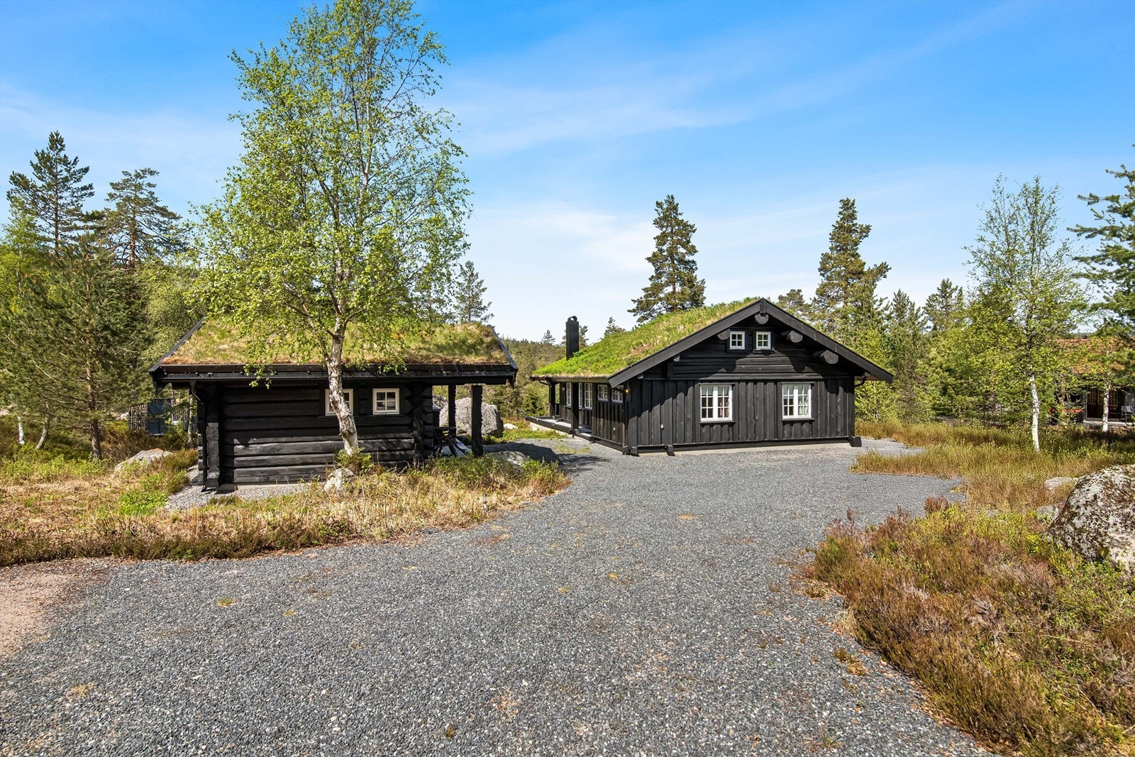 fasade og gårdsplass Galleribilde