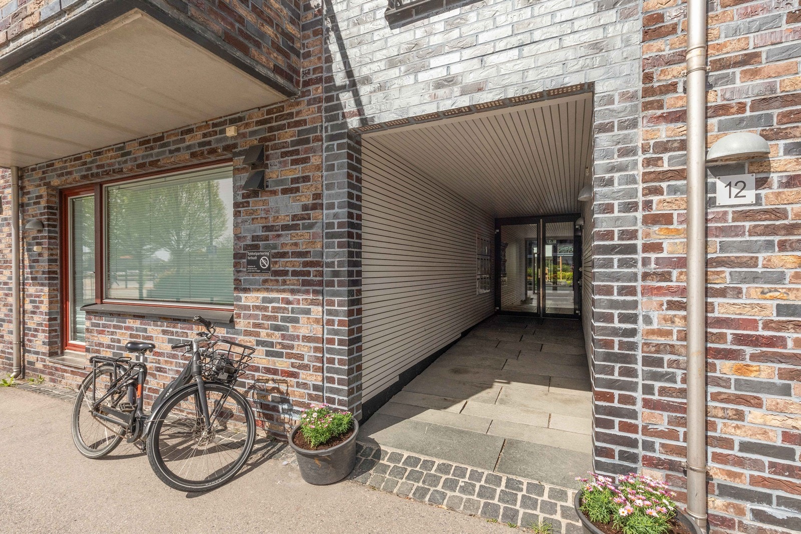 Flotte detaljer på byggets fasade Galleribilde