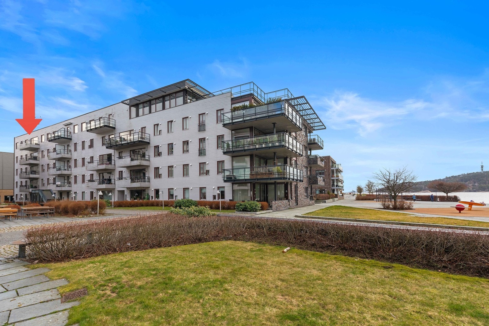 Velkommen til Blokkhusgata 10 presentert av Eiendomsmegler Norge v/Gro Lillian Netland Hulløen Galleribilde