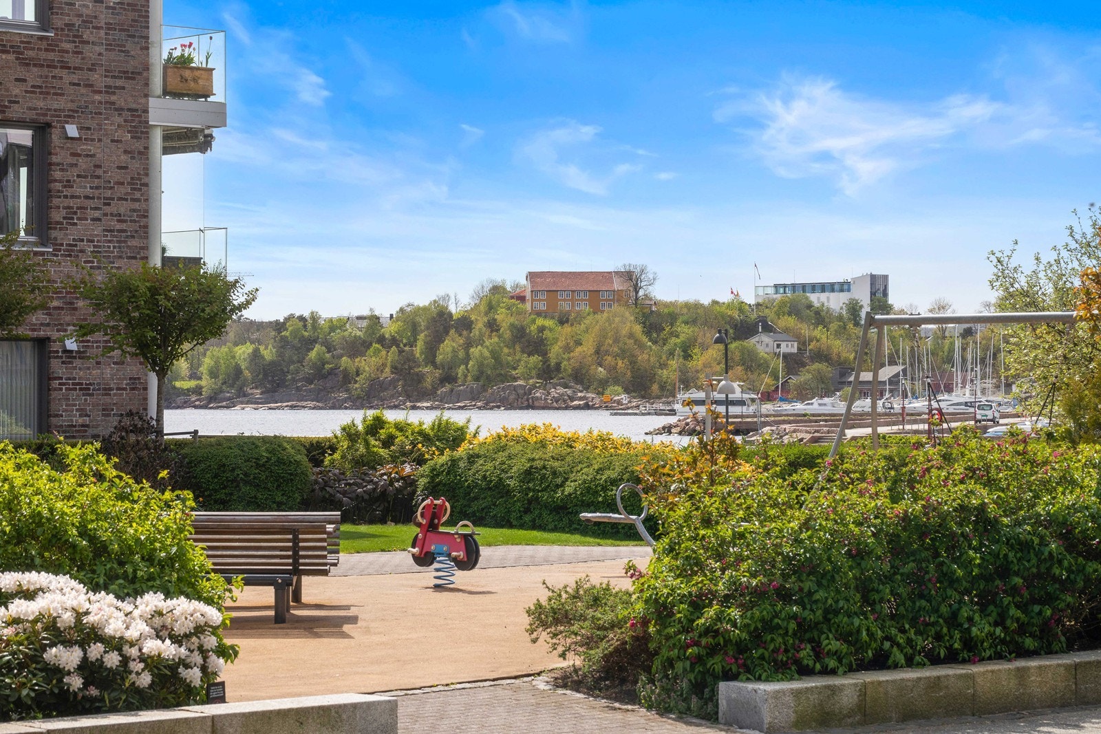 Området er godt tilrettelagt for barn og barnebarn Galleribilde