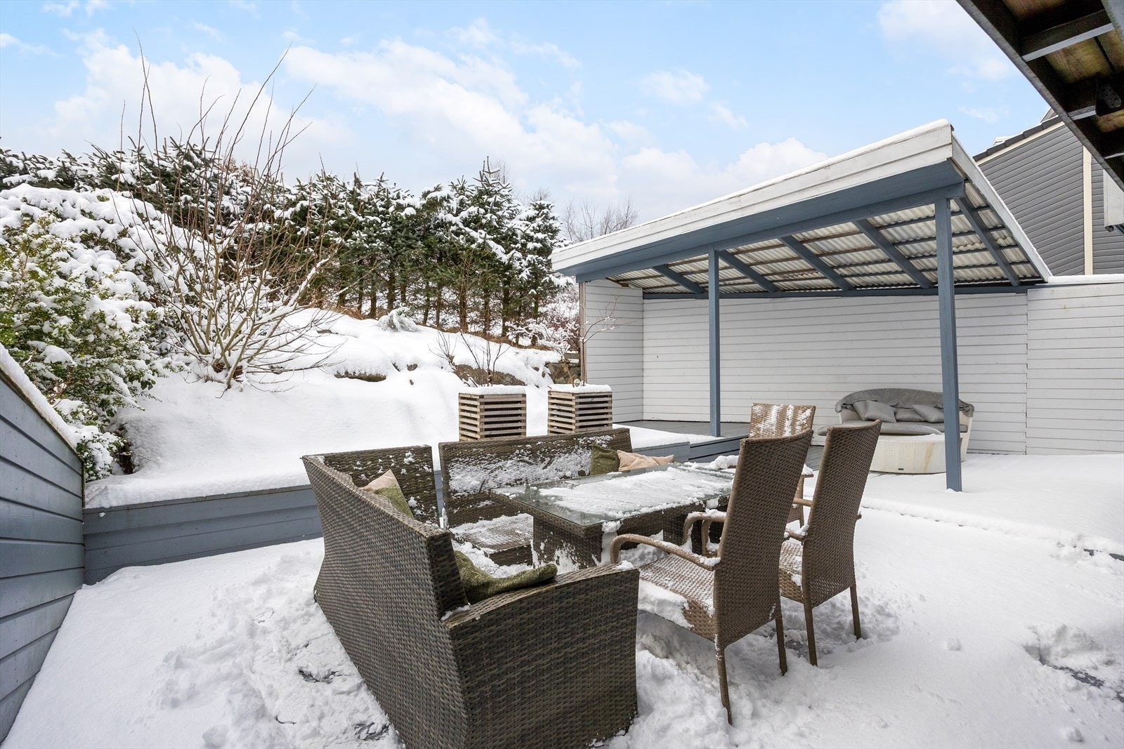 Her kan du grille, dyrke urter eller tilrettelegge for barnelek på et trygt og skjermet uteområde. Galleribilde