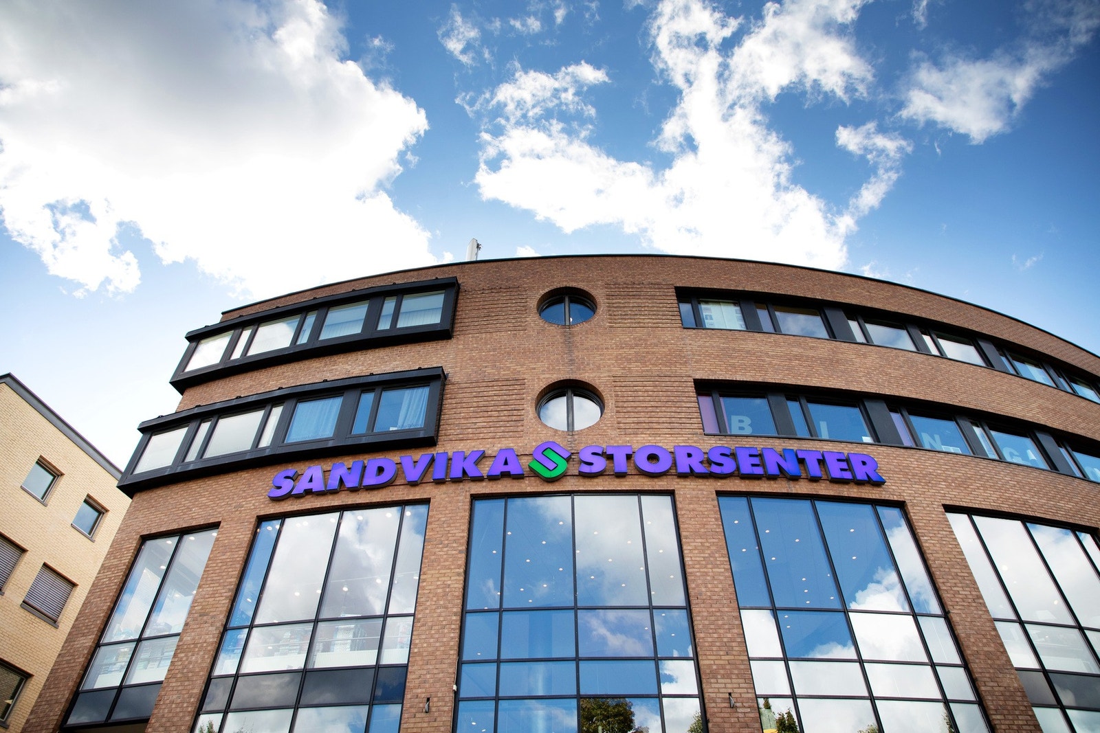 Kort vei til Sandvika storsenter Galleribilde