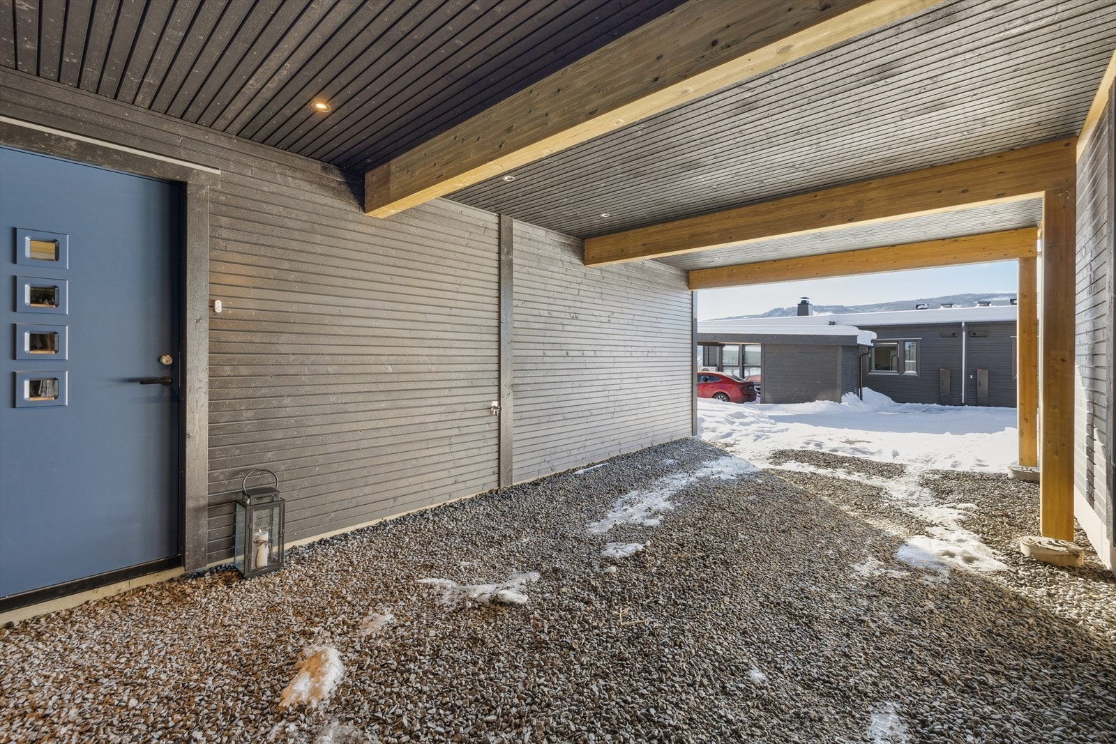 Overbygget inngangsparti. Galleribilde