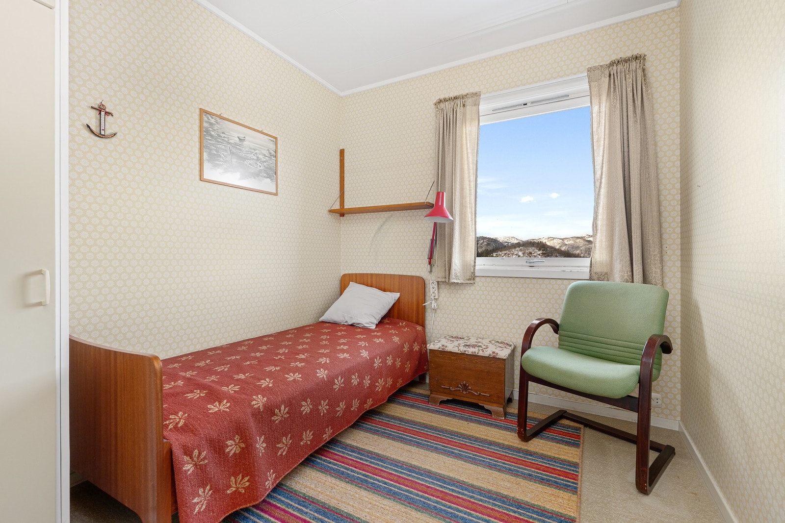 Soverom 3 med garderobeskap. Galleribilde