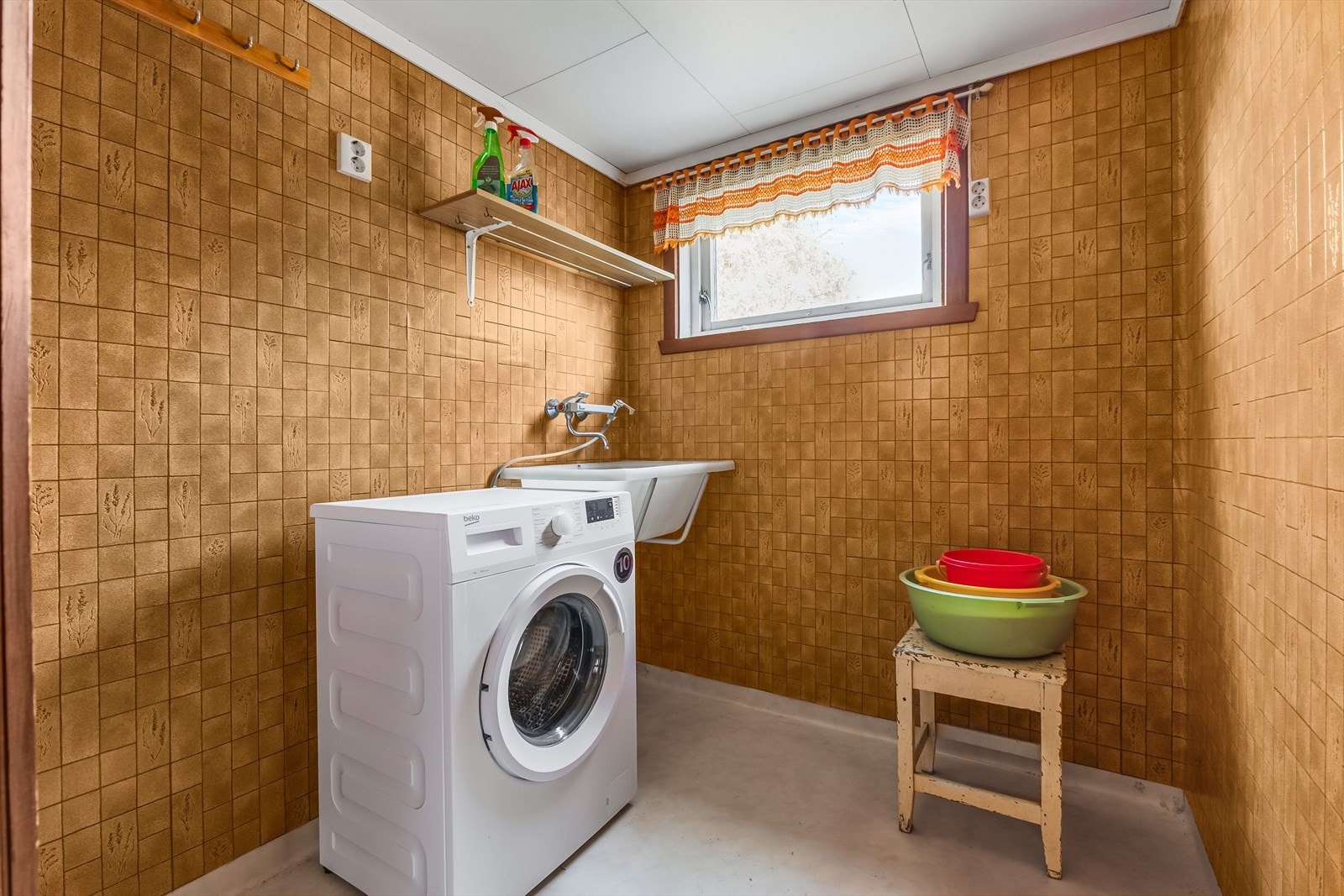 Vaskerom Galleribilde