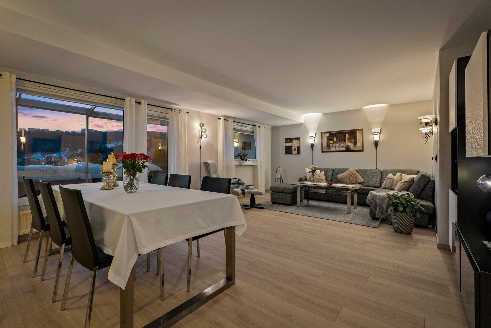 PrivatMegleren Infinita ved Anders Holland-Hverven har gleden av å presentere Vestlisvingen 66! (Foto: Marika Mørkestøl) Galleribilde