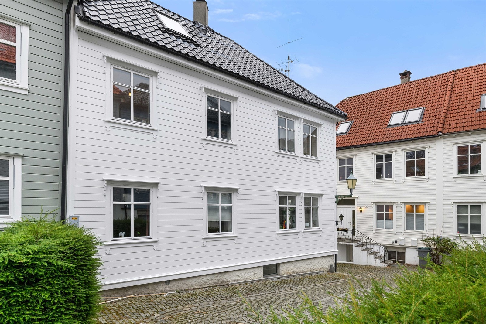 Dette er en beliggenhet som kombinerer det urbane og det naturnære - rolig og skjermet, samtidig som du har byen og alt den tilbyr innen rekkevidde Galleribilde