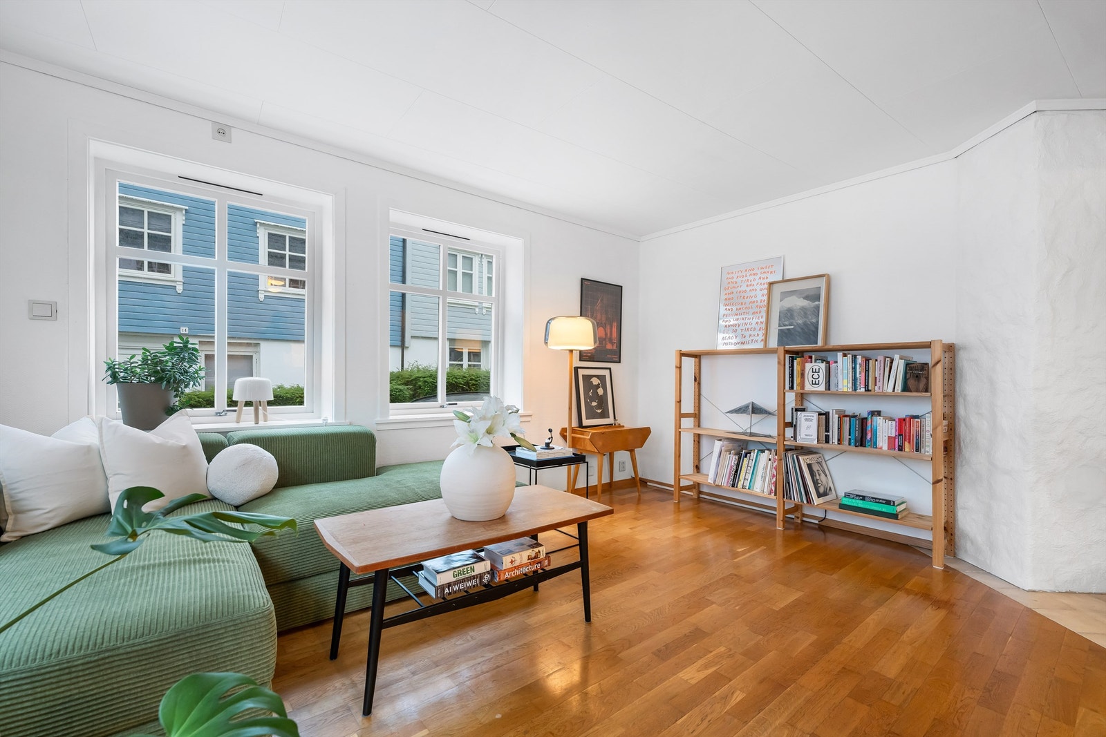 Eiendommen har skorstein og leiligheten har tidligere hatt installert peisovn Galleribilde