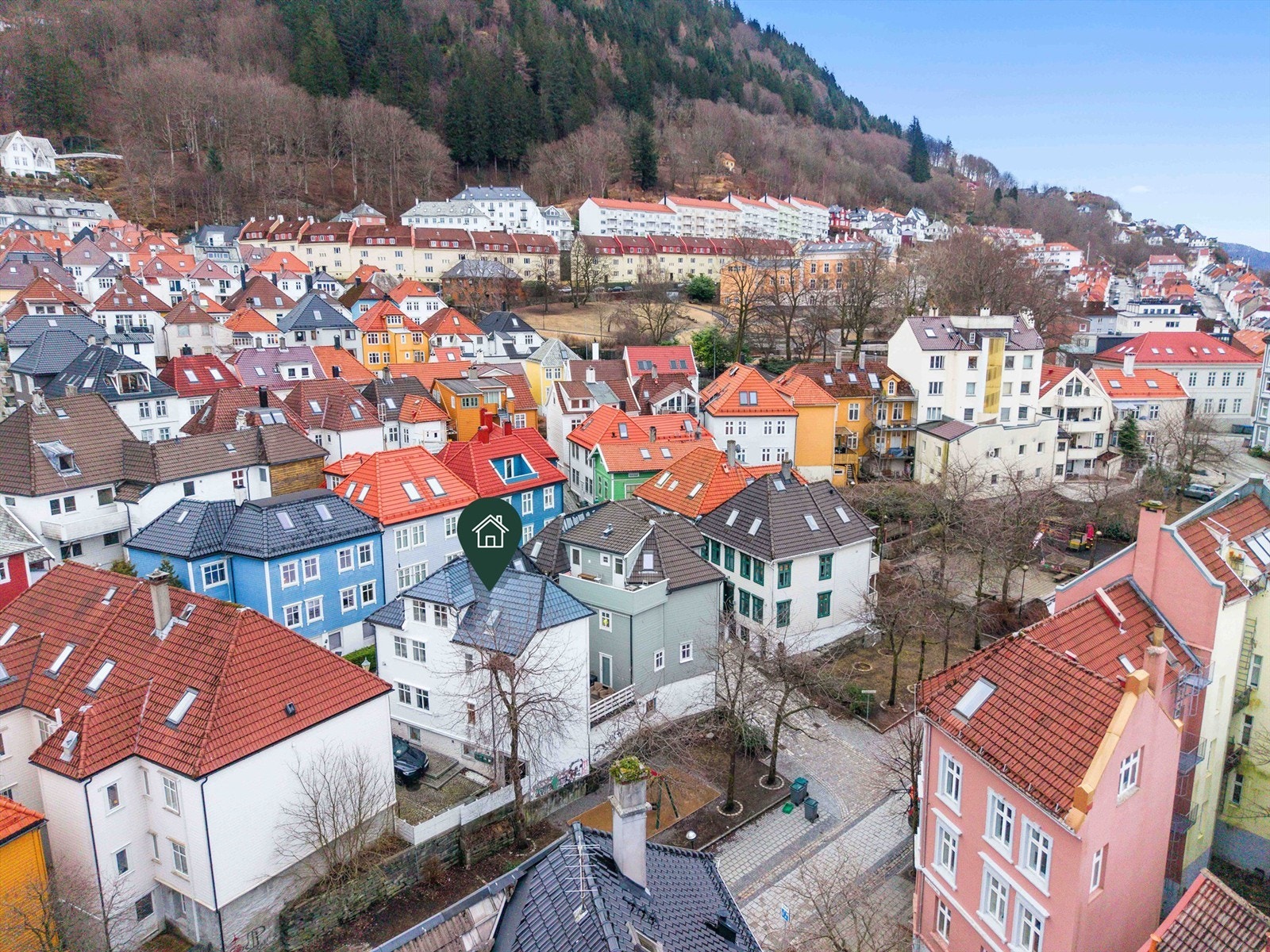 Sameiet Ladegårdsveieten 6 består av 4 boligseksjoner Galleribilde