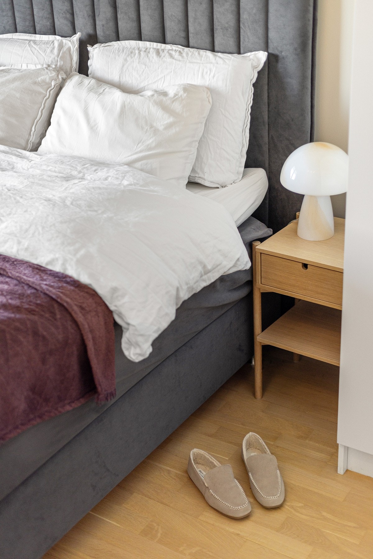 Soverommet er vendt ut mot rolige omgivelser, så her er alt lagt til rette for en god natt med søvn. Galleribilde