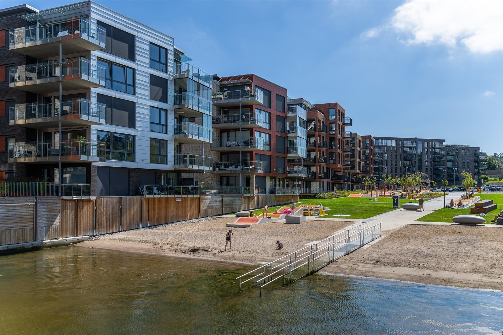 Nye bystranda - offentlig badeplass for alle! Galleribilde