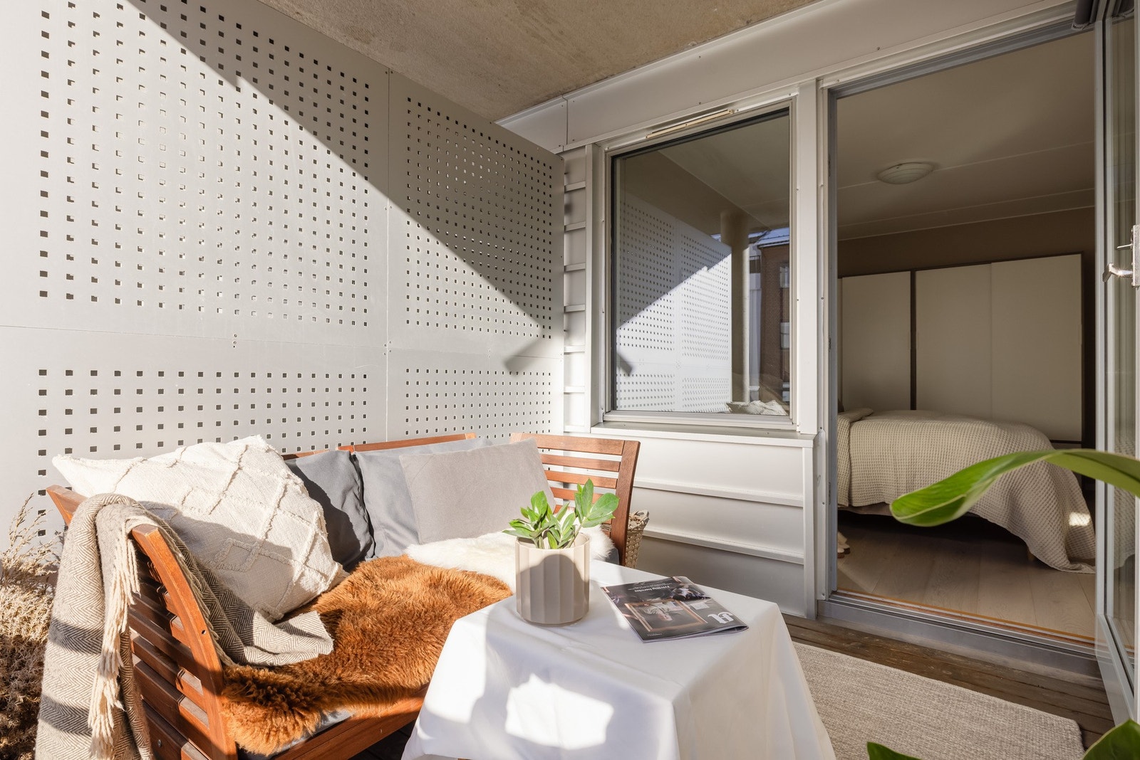 Det er også montert varmelampe og utvendig stikkontakt på balkongen. Galleribilde