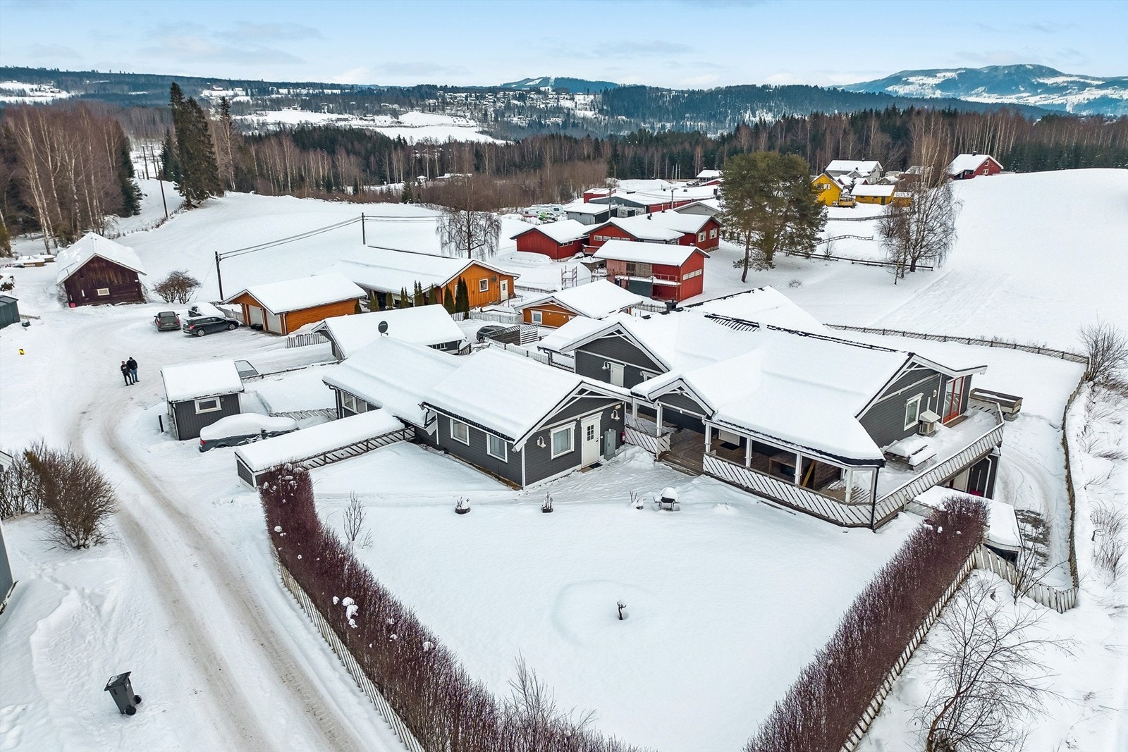 Ringsakervegen 679. Galleribilde