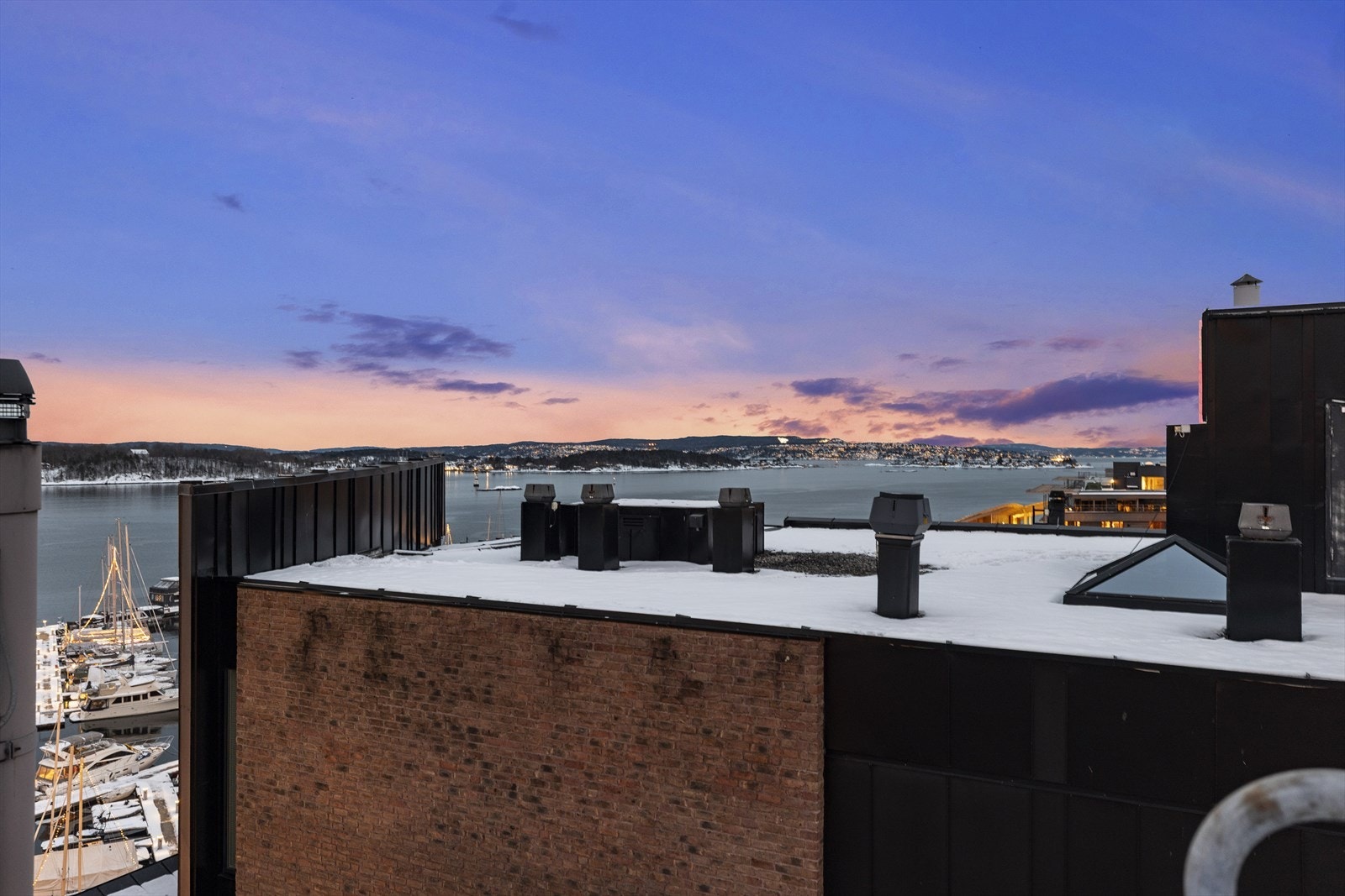 Utsikt mot Nesodden. Galleribilde