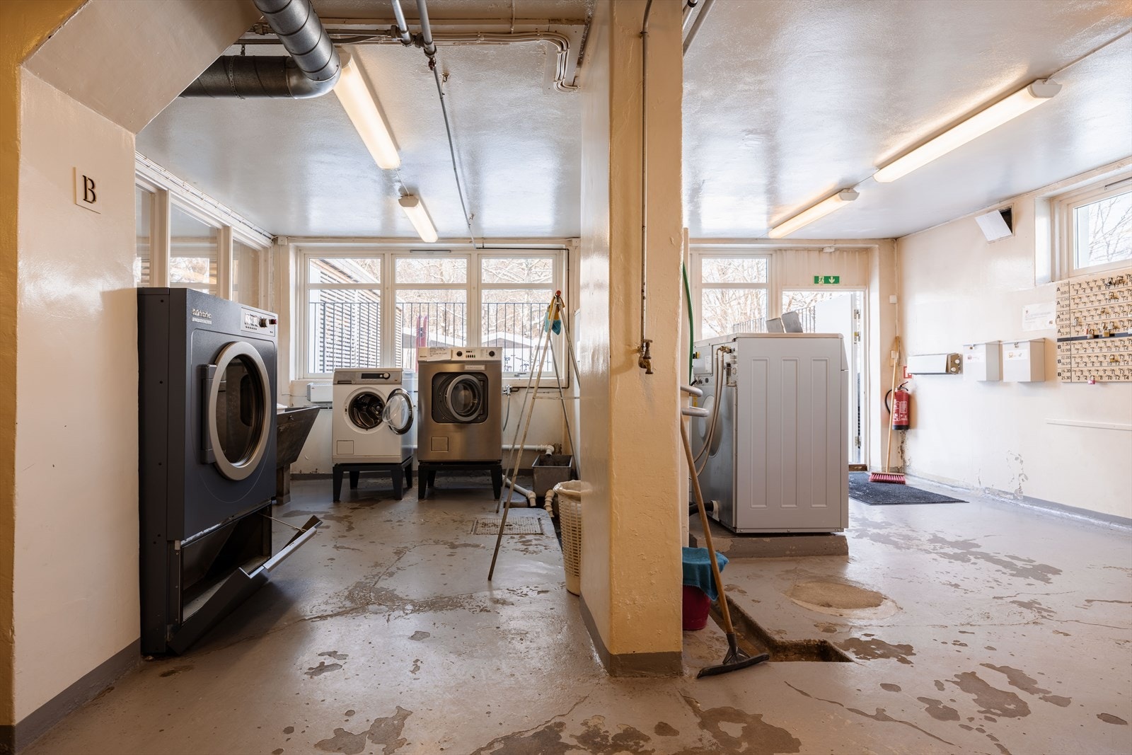 Borettslaget har et praktisk fellesvaskeri tilgjengelig for beboerne. Galleribilde
